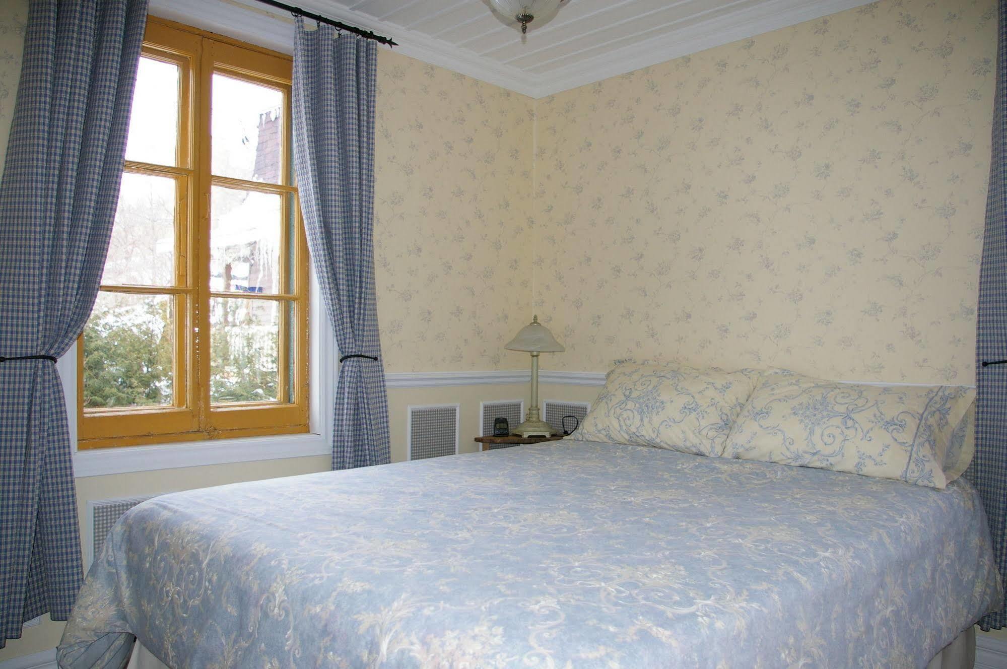 Auberge Du Maitre Forgeron Beaupré Εξωτερικό φωτογραφία